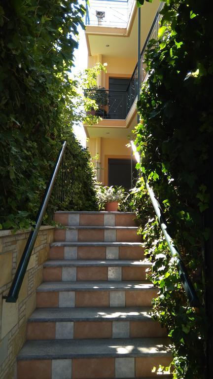 Nikolitsa Apartments Glyfada  Екстер'єр фото