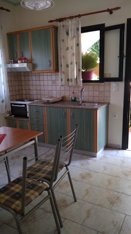 Nikolitsa Apartments Glyfada  Екстер'єр фото