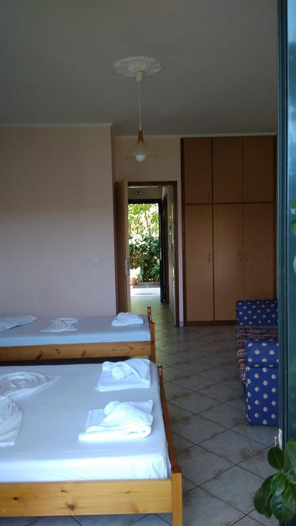 Nikolitsa Apartments Glyfada  Екстер'єр фото