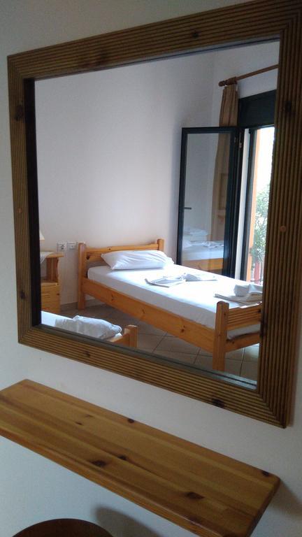 Nikolitsa Apartments Glyfada  Екстер'єр фото